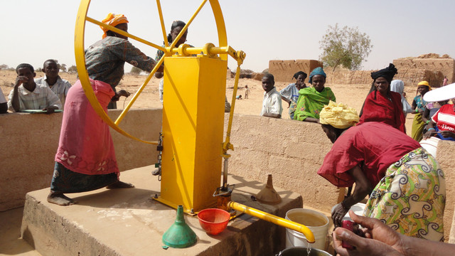 Example of Volanta pump in use - note pump parts external to mounting - Niger